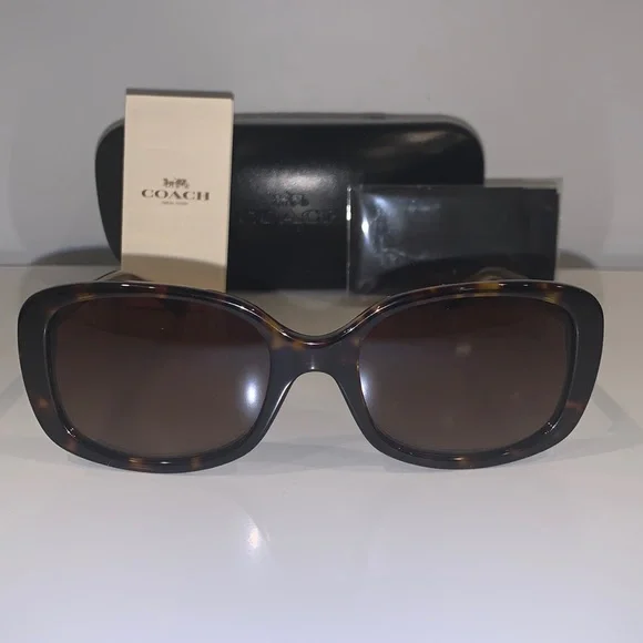 NWOT Coach HC 8278 512013 Womens Sunglasses brown Grad. Comes w/ case+cloth Amazon.com: Coach HC8278 Sunglasses, Dark Tortoise/Brown  main image 4